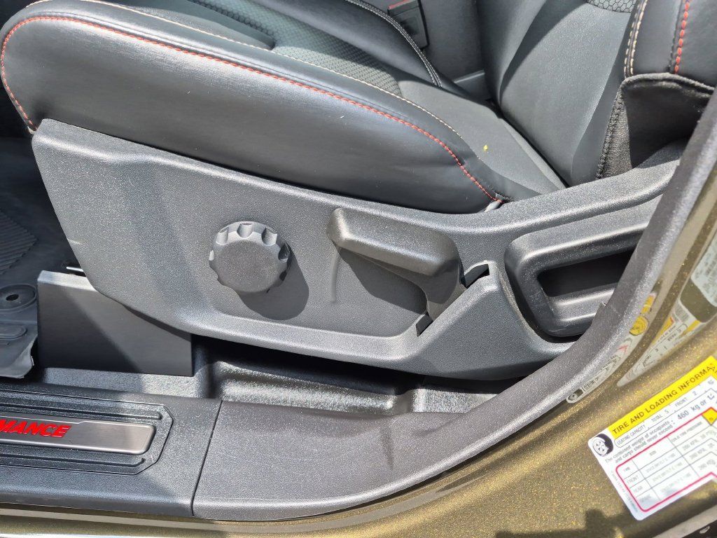 Used 2024 Ford Bronco Raptor AWD/4WD image 18