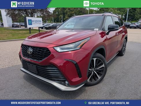 Used 2021 Toyota Highlander XSE AWD/4WD image 1
