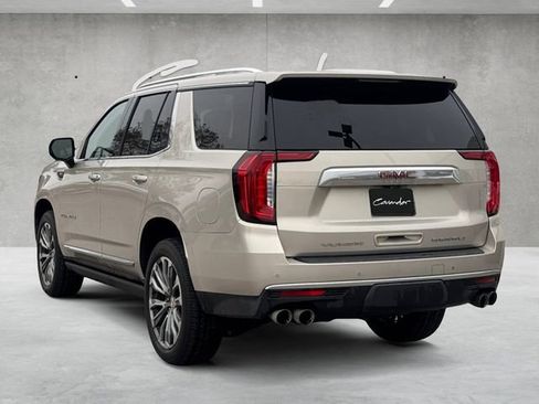 Used 2021 GMC Yukon Denali w/ Denali Premium Package image 14