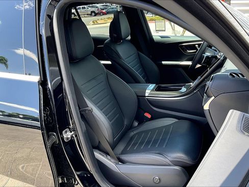 Used 2026 Mercedes-Benz GLC 300 image 7