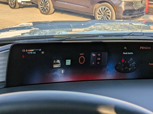 Certified 2025 Lincoln Navigator Black Label image 34