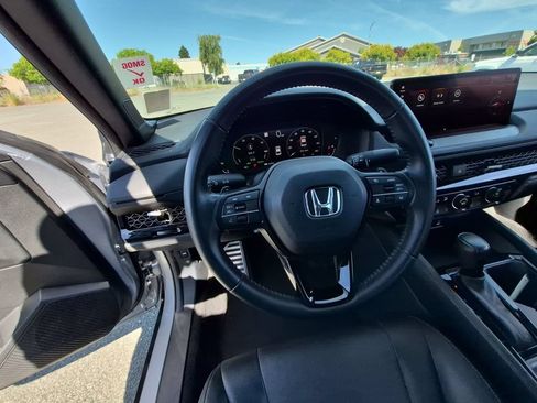 Used 2023 Honda Accord Sport image 24