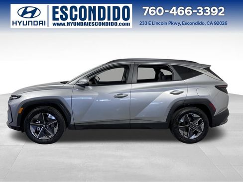 New 2026 Hyundai Tucson SEL image 2