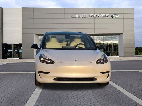Used 2022 Tesla Model 3 image 2