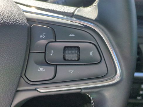 Certified 2024 Buick Encore GX Preferred AWD/4WD image 20