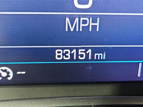 Used 2020 GMC Acadia SLT FWD image 17