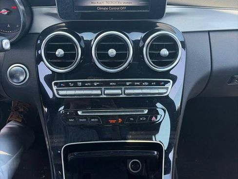 Used 2018 Mercedes-Benz C 300 Sedan image 11