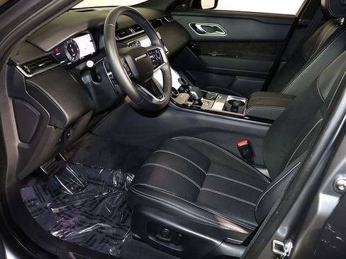 Used 2023 Land Rover Range Rover Velar R-Dynamic S image 12