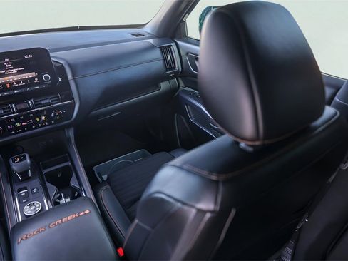 Used 2024 Nissan Pathfinder Rock Creek image 34