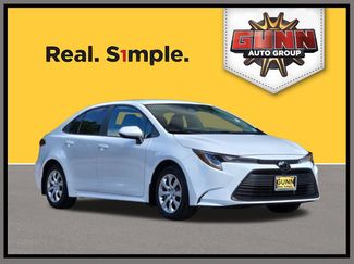 Used 2025 Toyota Corolla LE FWD video 1