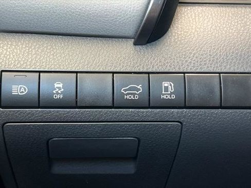 Certified 2022 Toyota Camry LE FWD image 28