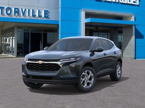 New 2026 Chevrolet Trax LS w/ LS Convenience Package FWD image 6