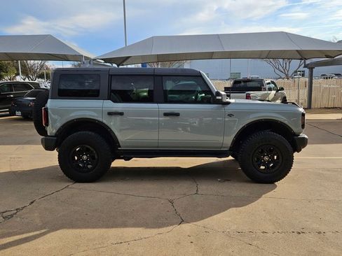 Used 2022 Ford Bronco Wildtrak image 4