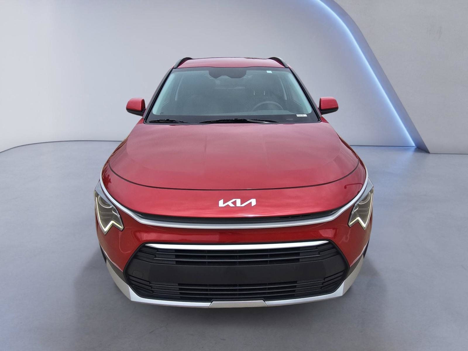 Used 2025 Kia Niro LX FWD image 8