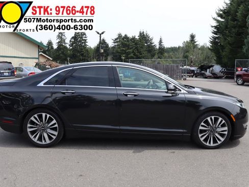Used 2013 Lincoln MKZ AWD image 10
