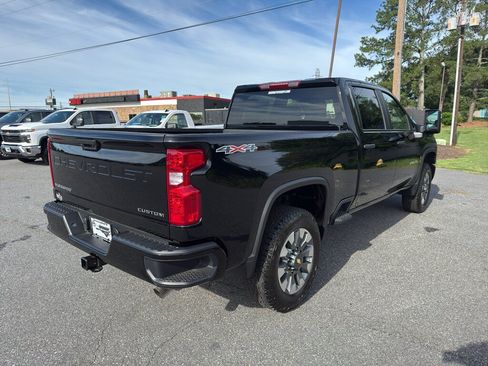 New 2026 Chevrolet Silverado 2500 Custom AWD/4WD image 5