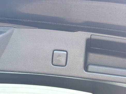 Used 2022 Ford Escape SEL AWD/4WD image 15