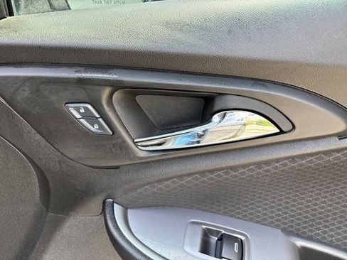 Used 2024 Chevrolet Malibu RS FWD image 49