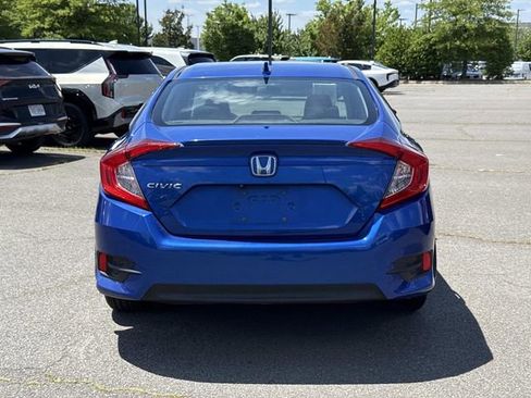 Used 2017 Honda Civic EX-T image 3