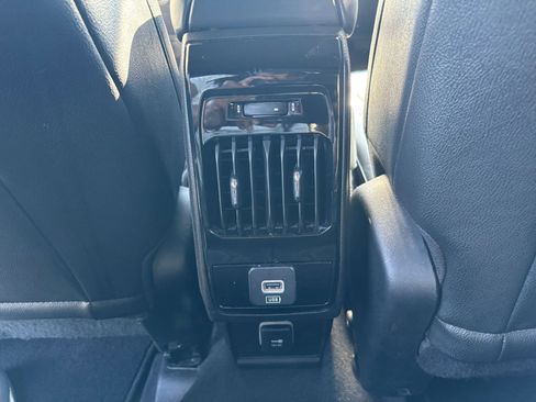 Used 2025 Jeep Compass Limited AWD/4WD image 23