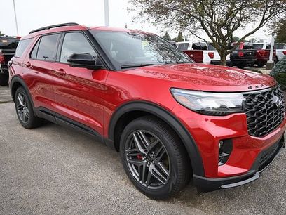 New 2026 Ford Explorer ST w/ Sun And Sound Package