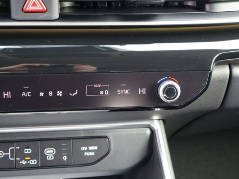 New 2026 Kia Carnival SX Prestige FWD image 32