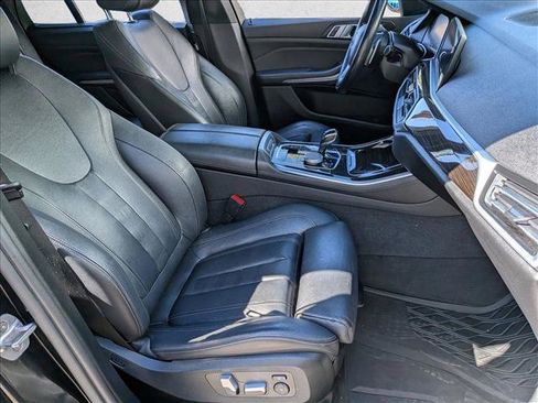 Used 2019 BMW X5 xDrive40i w/ Executive Package image 22