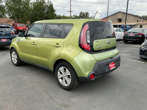 Used 2015 Kia Soul FWD image 7