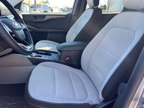 Used 2023 Ford Escape Active image 20