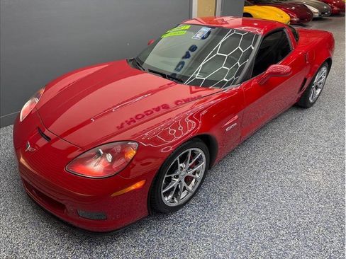 Used 2009 Chevrolet Corvette Z06 RWD image 3