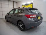 Used 2019 Subaru Impreza 2.0i Premium image 6