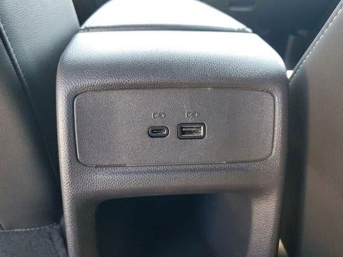 Used 2025 Buick Envista Preferred w/ Advanced Safety Package FWD image 11
