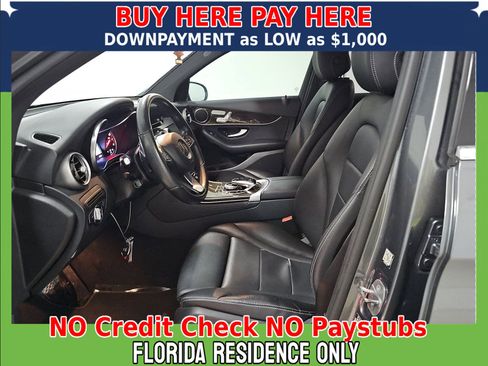 Used 2017 Mercedes-Benz GLC 300 w/ Premium 1 Package image 9