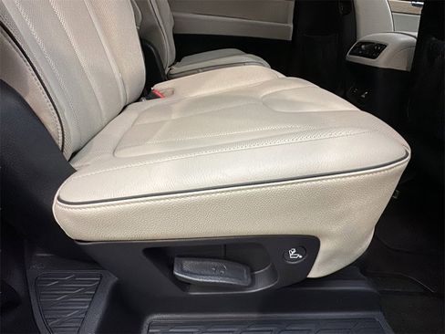 Used 2023 Hyundai Palisade Limited image 17