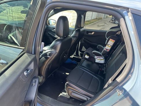 Used 2024 Ford Escape ST-Line w/ Tech Pack #1 FWD image 2