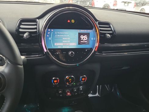 Used 2023 MINI Cooper Clubman S image 17