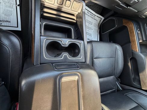 Used 2015 Chevrolet Silverado 2500 LTZ image 10