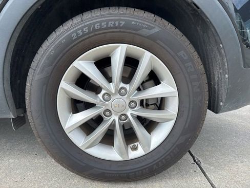 Used 2016 Kia Sorento L FWD image 14