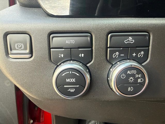 Used 2023 GMC Sierra 1500 Elevation AWD/4WD image 13