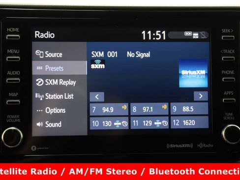 Used 2020 Toyota Highlander XLE image 19