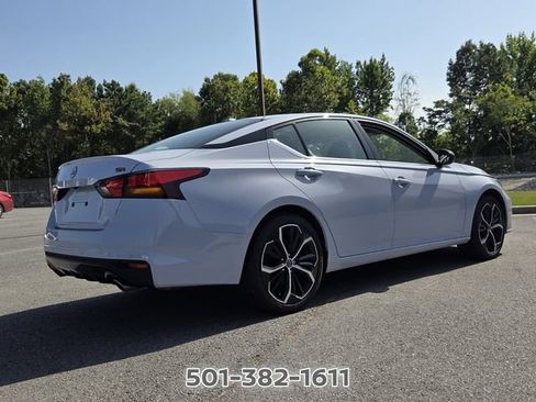 Certified 2025 Nissan Altima 2.5 SR FWD image 5