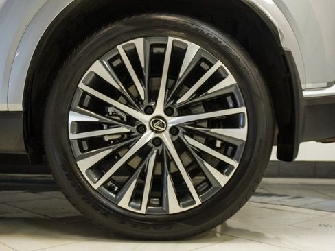Used 2023 Lexus RX 350 Premium Plus w/ Cold Area Package FWD image 38
