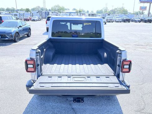 Used 2021 Jeep Gladiator Overland AWD/4WD image 21