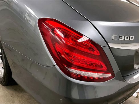 Used 2017 Mercedes-Benz C 300 4MATIC Sedan image 28