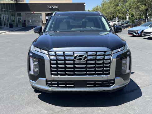 Used 2025 Hyundai Palisade Calligraphy AWD/4WD image 3