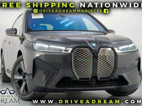 Used 2022 BMW iX xDrive50 w/ Premium Package image 2