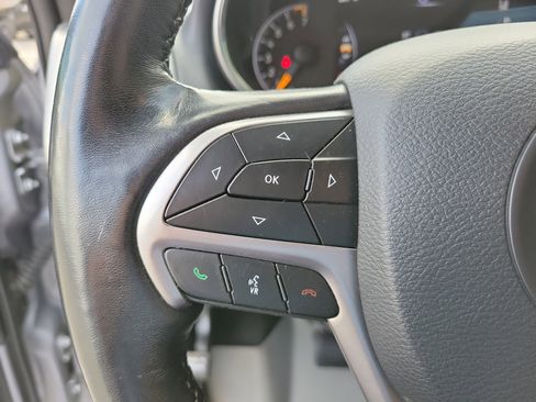 Used 2021 Jeep Grand Cherokee Limited image 21