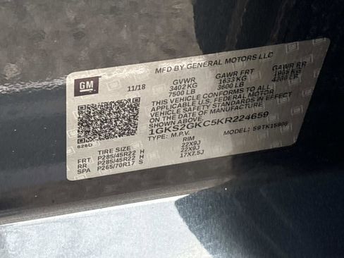 Used 2019 GMC Yukon XL SLT w/ Premium Edition image 38