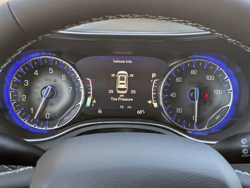 New 2026 Chrysler Pacifica Limited w/ S Appearance Package FWD image 28