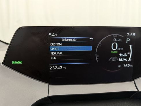 Used 2025 Toyota Prius LE image 11